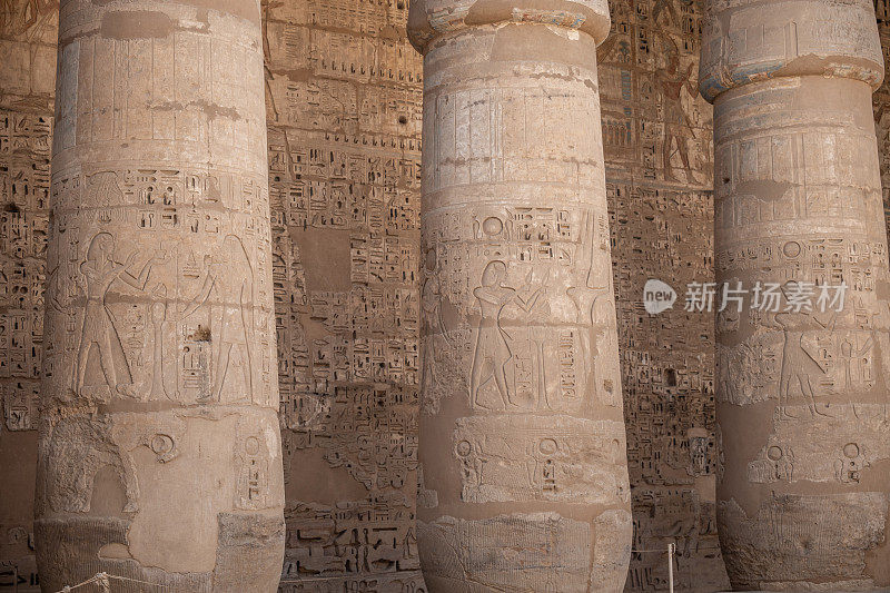 Medinet Habu神庙的柱子